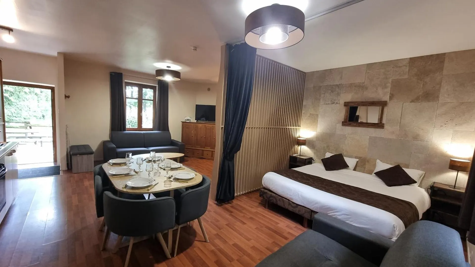 Campingplads Camper Au Moulin De La Brevette Hotel Arbigny